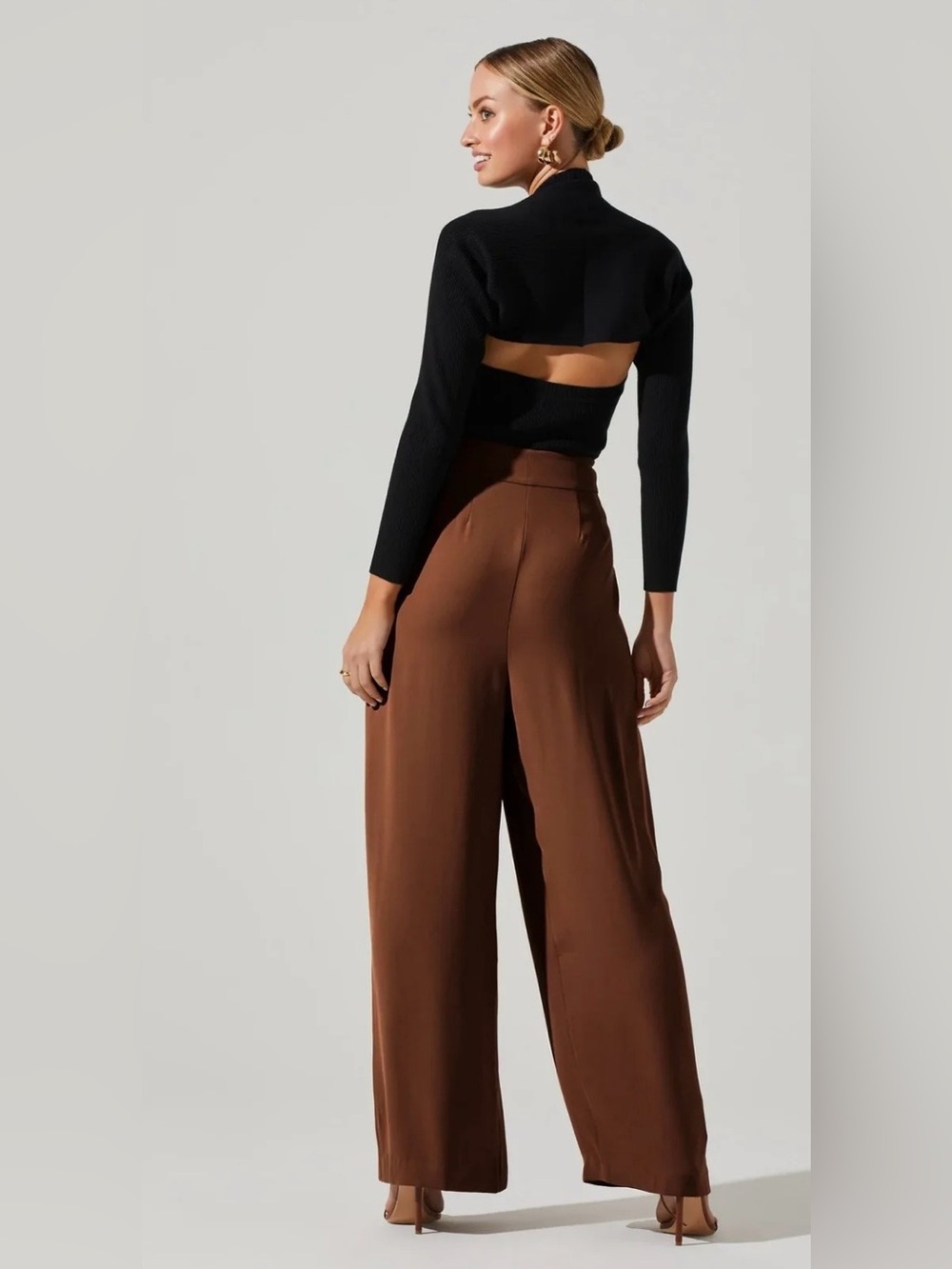 ASTR The Label Kara Criss-Cross Pleated
Wide Leg Pants. M. NWT - Picture 4 of 6